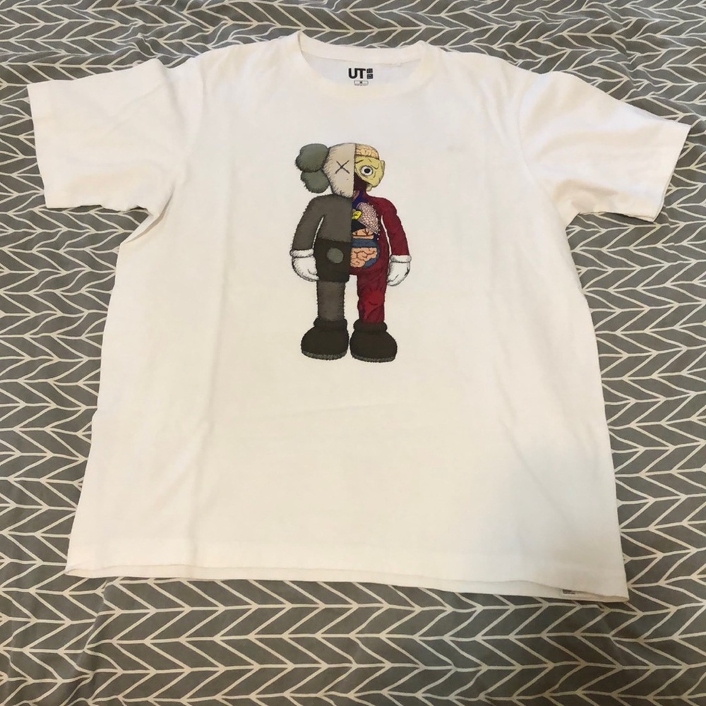 Kaws x Uniqlo flayed tee | Size M
